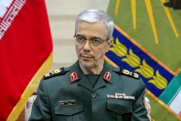 سرلشکر باقری «آیین‌­نامه حفاظت و مرمت یادمان‌های دفاع مقدس» را ابلاغ کرد