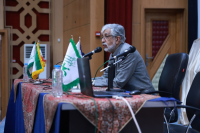 قدردانی دکتر حداد عادل رئیس بنیاد سعدی از مدیرعامل موزه ملی انقلاب اسلامی و دفاع مقدس