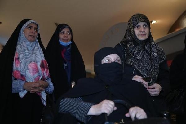 زارت رئيسة الفرع النسائي في حزب الله في لبنان المتحف الوطني لثورة الأسماء والدفاع المقدس